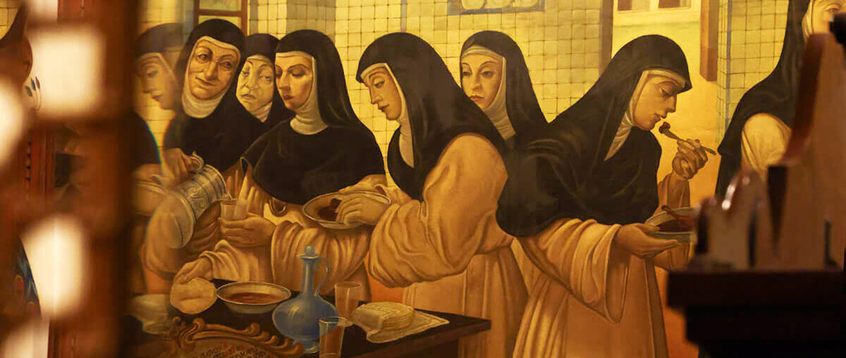 Close-up de una pintura antigua de monjas comiendo, inspirada en la época del Virreinato mexicano, ilustración del menú del Café de Tacuba.