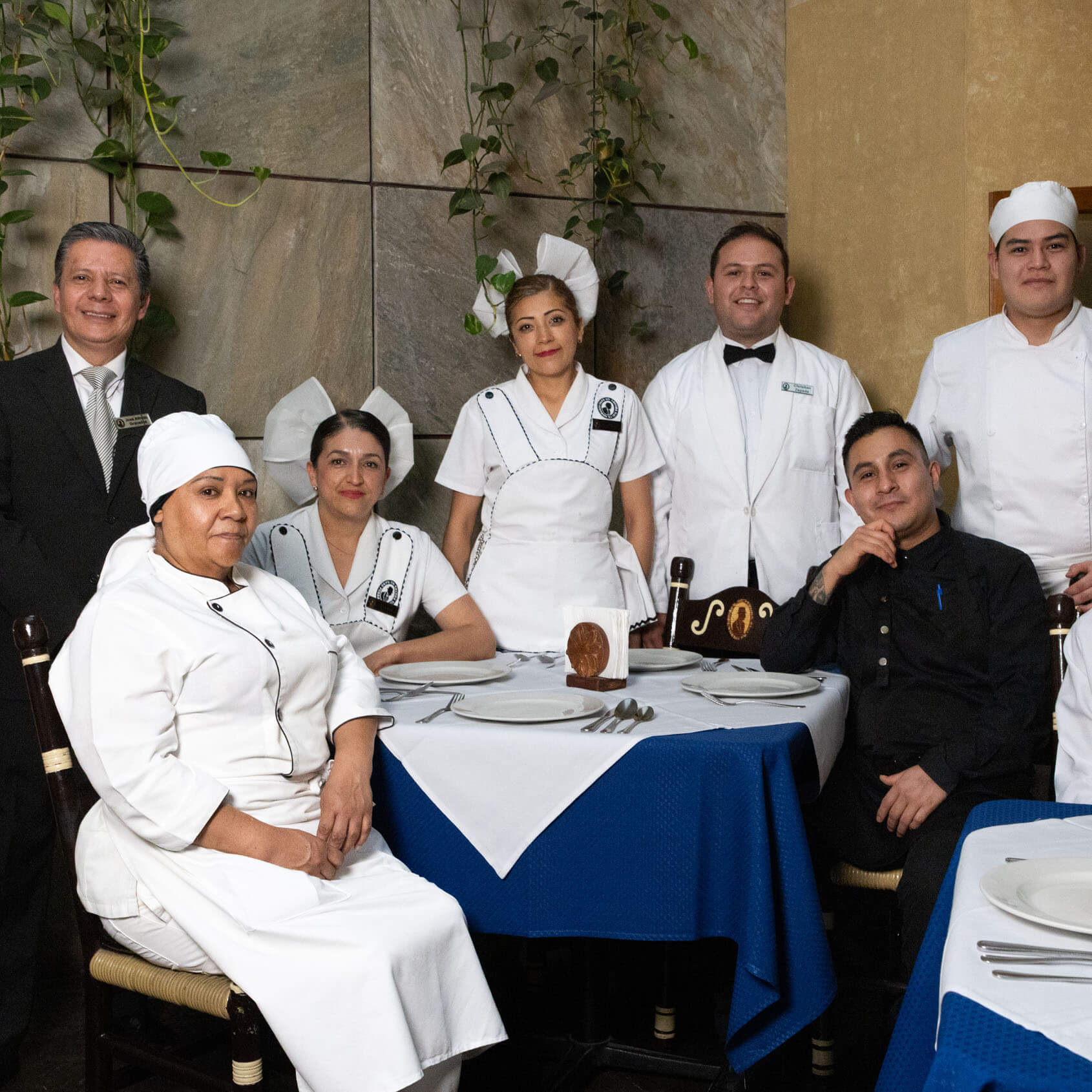 Algunos colaboradores del Caf&eacute; de Tacuba